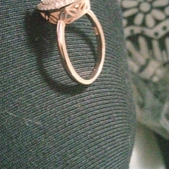 Natural Gorgeous Morganite Ring - Picture 3 of 3